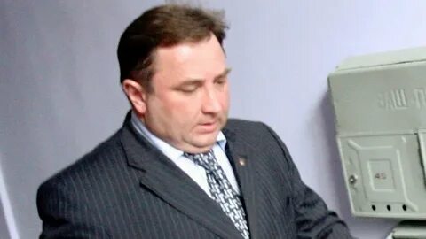 Викторов уволен