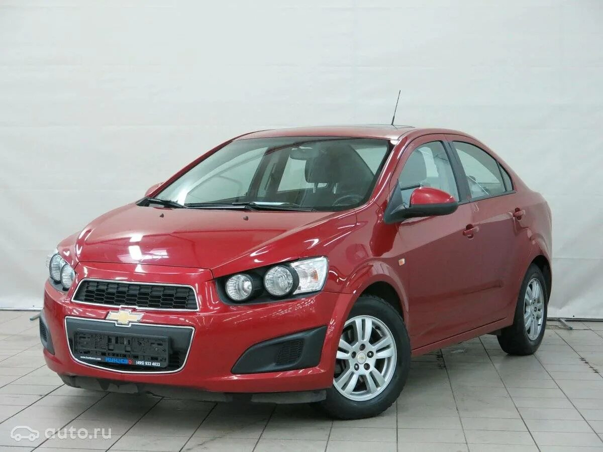 Машина 300 рублей. Шевроле Авео 2 поколения. Chevrolet Aveo 1.6 MT 2012 136000. Шевроле Авео красная. Красная Авео 2012 Тамбовская.