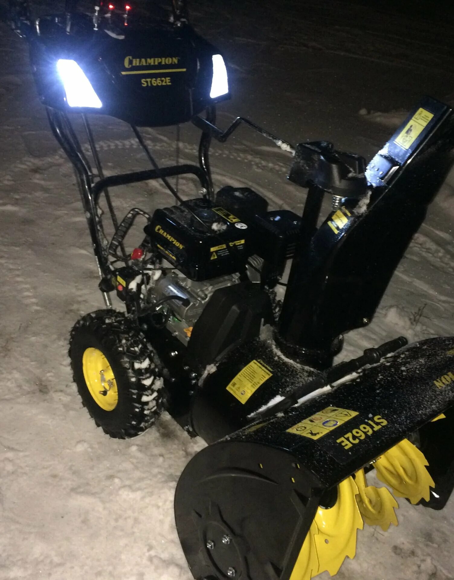 Champion st662e 6. машина снегоуборочная "st662e" (champion). снегоуборщик бензиновый champion st 662 е. снегоуборщик champion st662e. снегоотбрасыватель champion st662e.