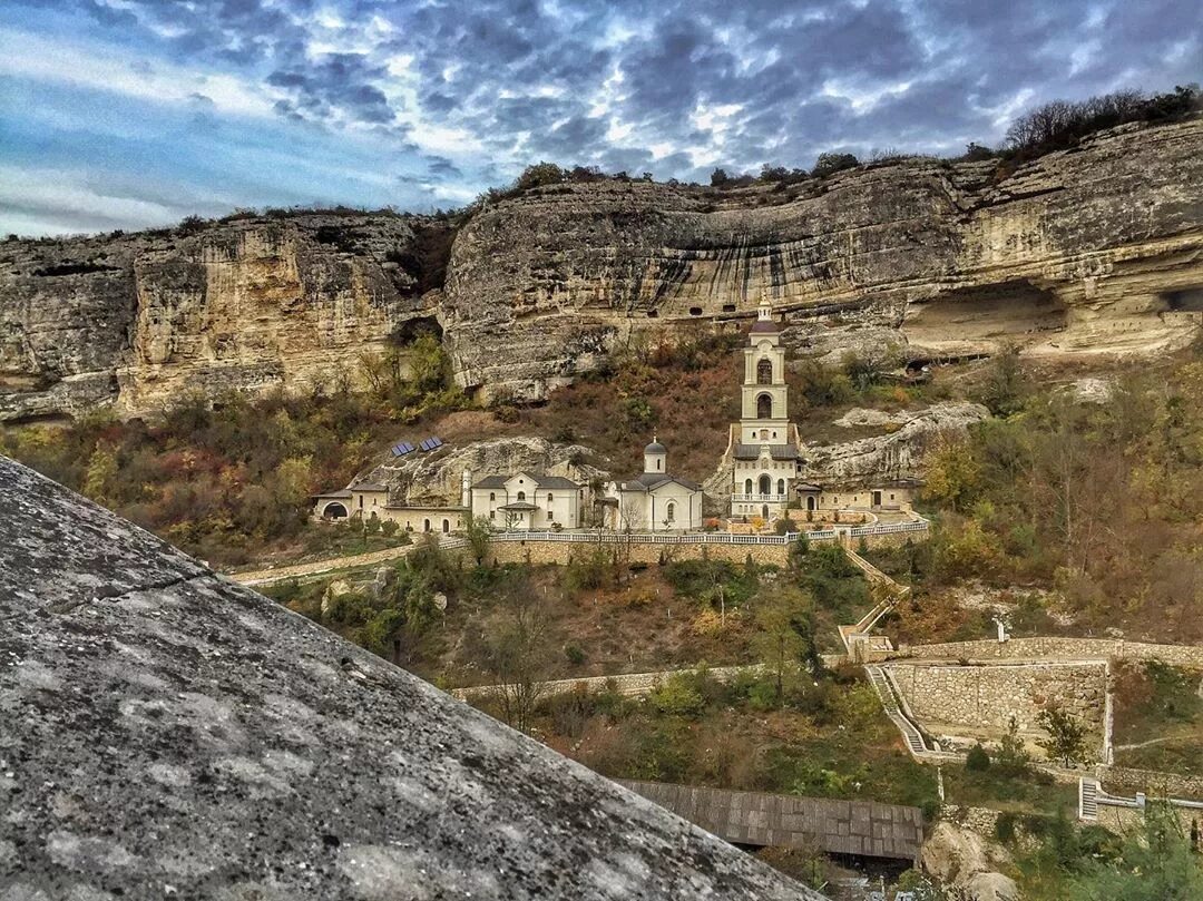 Бахчисарай. Бахчисарайский Крым. Бахчисарай город в Крыму достопримечательности. Бахчисарай достопримича.