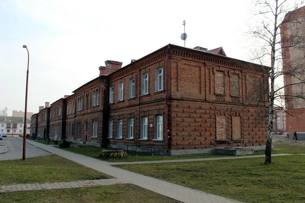 Ул брестских дивизий. Брест северный городок. Северный городок 50 томск. Брест северный городок 7. Брест северный городок.