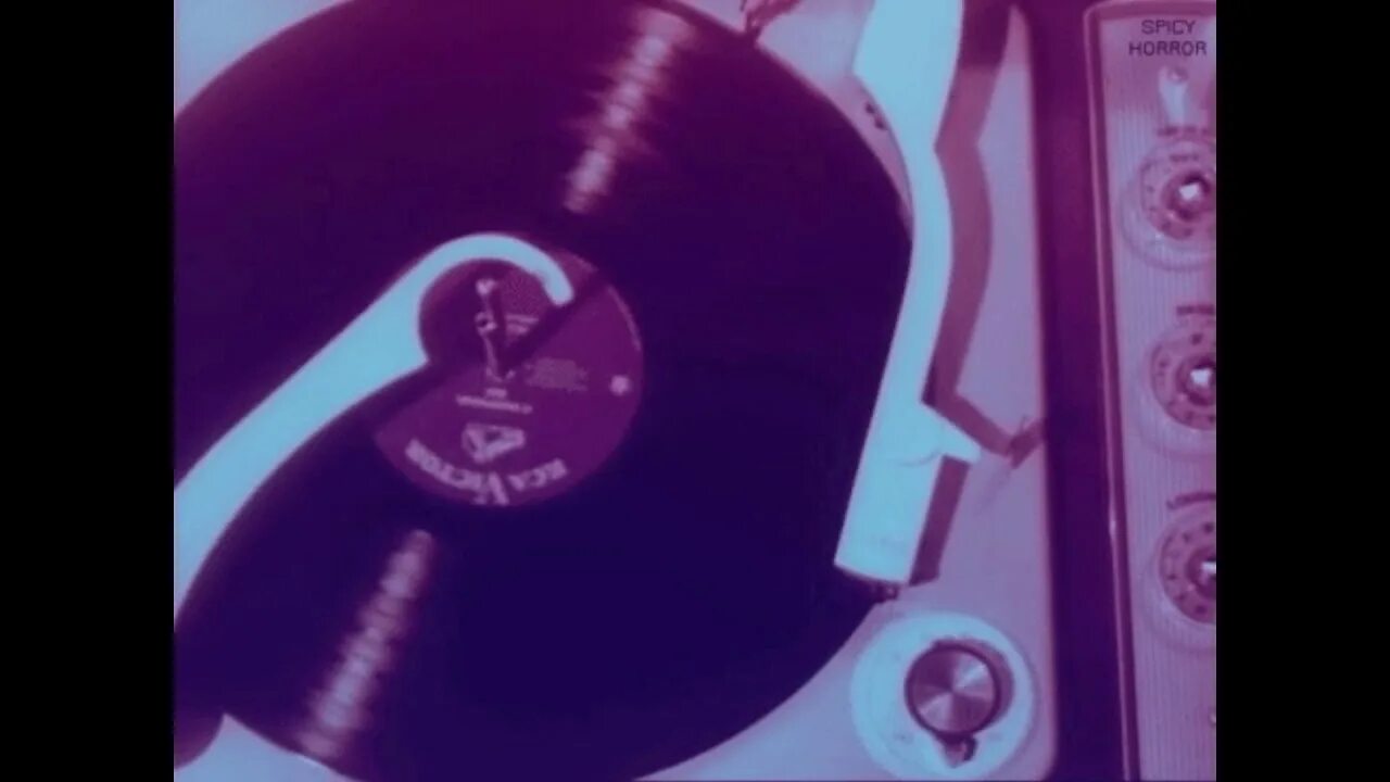 Песня эй диск жокей сделай. Эй диск-жокей сделай музыку. Александр кеснер. Сергей минаев. Песня эй диск жокей сделай.