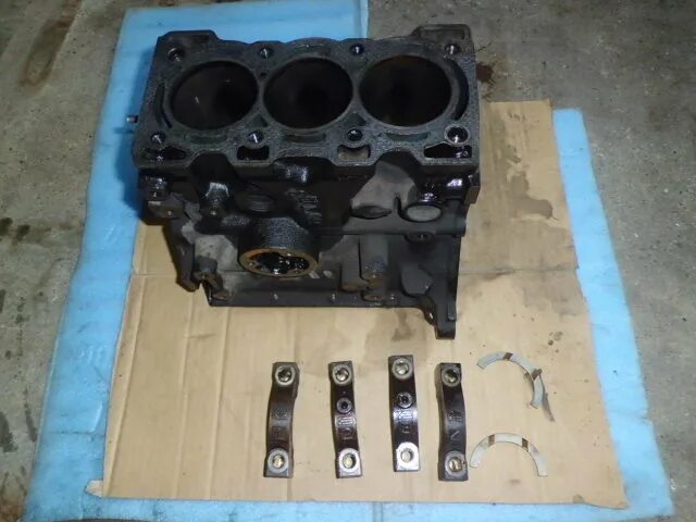 Блок цилиндров камминс 2. Блок двигателя sr20de. Блок цилиндров примера. Блок цилиндров примера. Блок цилиндров примера.