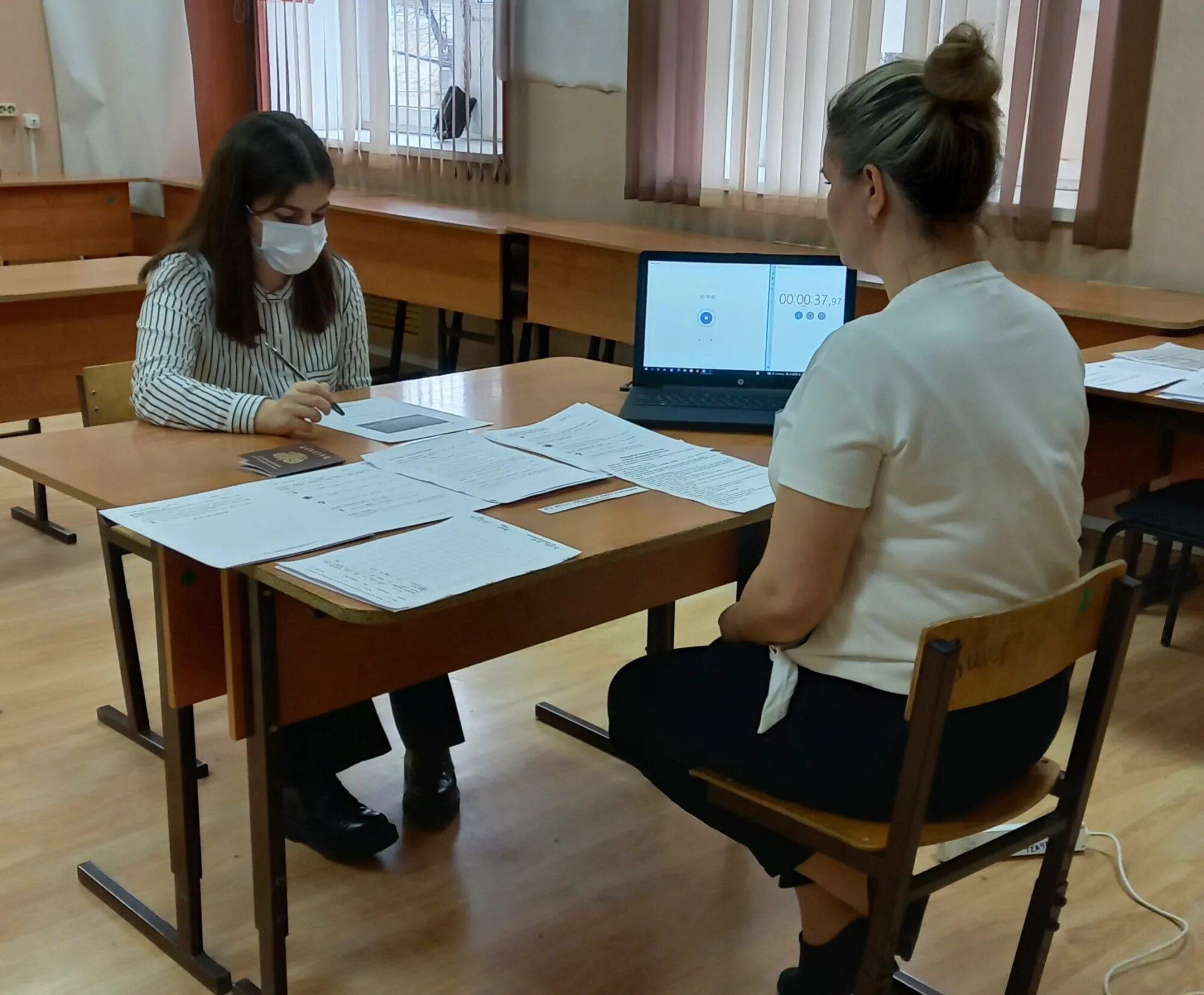 Комиссия в школе. Идеи студенческого сообщества. Учебная комиссия. Учебная комиссия. Комиссия у людей в школе.