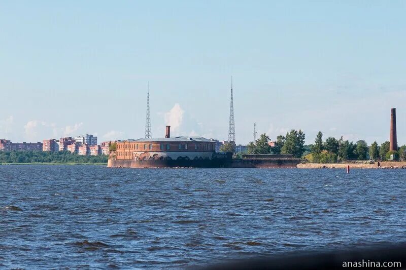 Кронштадт водная экскурсия по фортам. Кронштадт экскурсия пират. Кронштадт водная экскурсия по фортам. Кронштадт водная экскурсия по фортам. Кронштадт водная экскурсия по фортам.