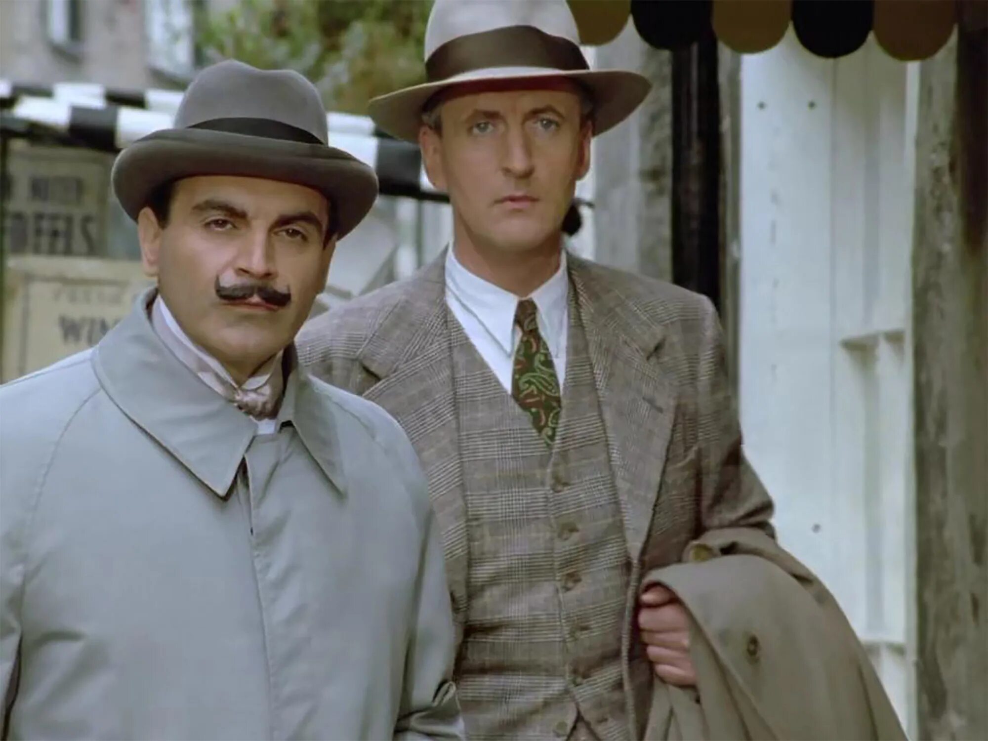 Пуаро 2 сезон. Грешники фильм 1990. Пуаро и гастингс двойной грех. Двойной грех агата кристи. Пуаро двойной грех.