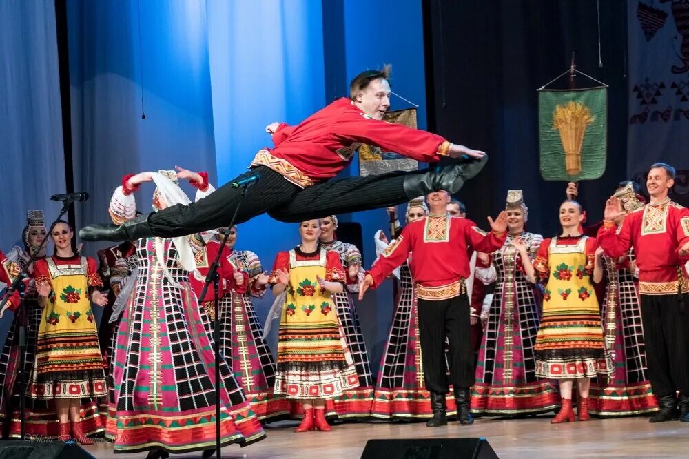 Воронежский хор Массалитинова. Артисты Воронежского хора им Массалитинова. Воронежский русский народный хор имени Масалитина. Русский народный ансамбль Воронеж. Воронежский хор песни