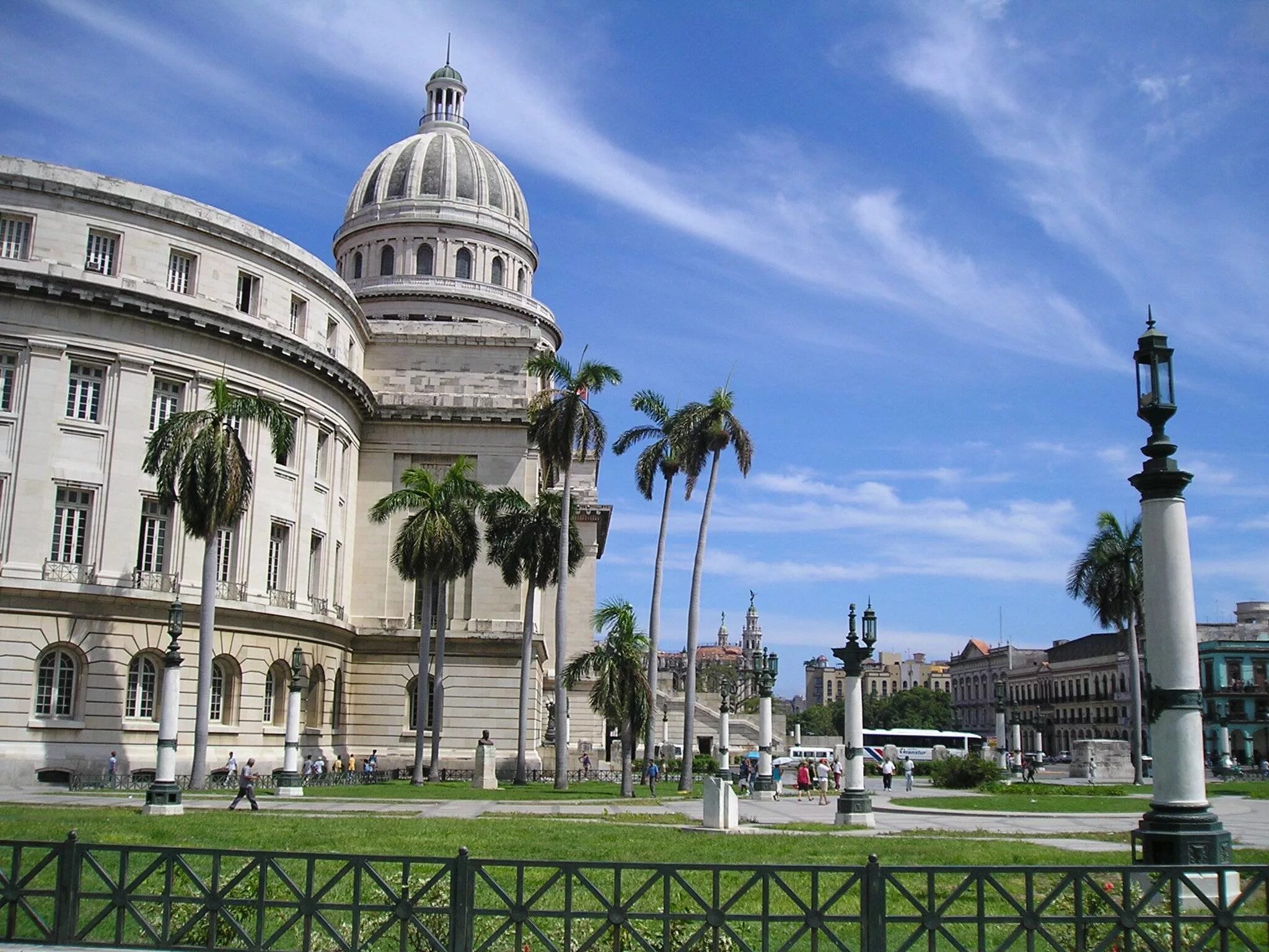 Капитолий в Гаване. Столица Кубы Гавана. Гавана Куба храм.