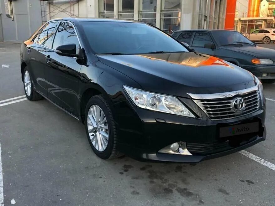 Авито камри краснодарский край. Toyota Camry Avito. Камри в Орле. Задняя оптика на Toyota Camry VII xv50. Камри 15 серая элеган плюс.