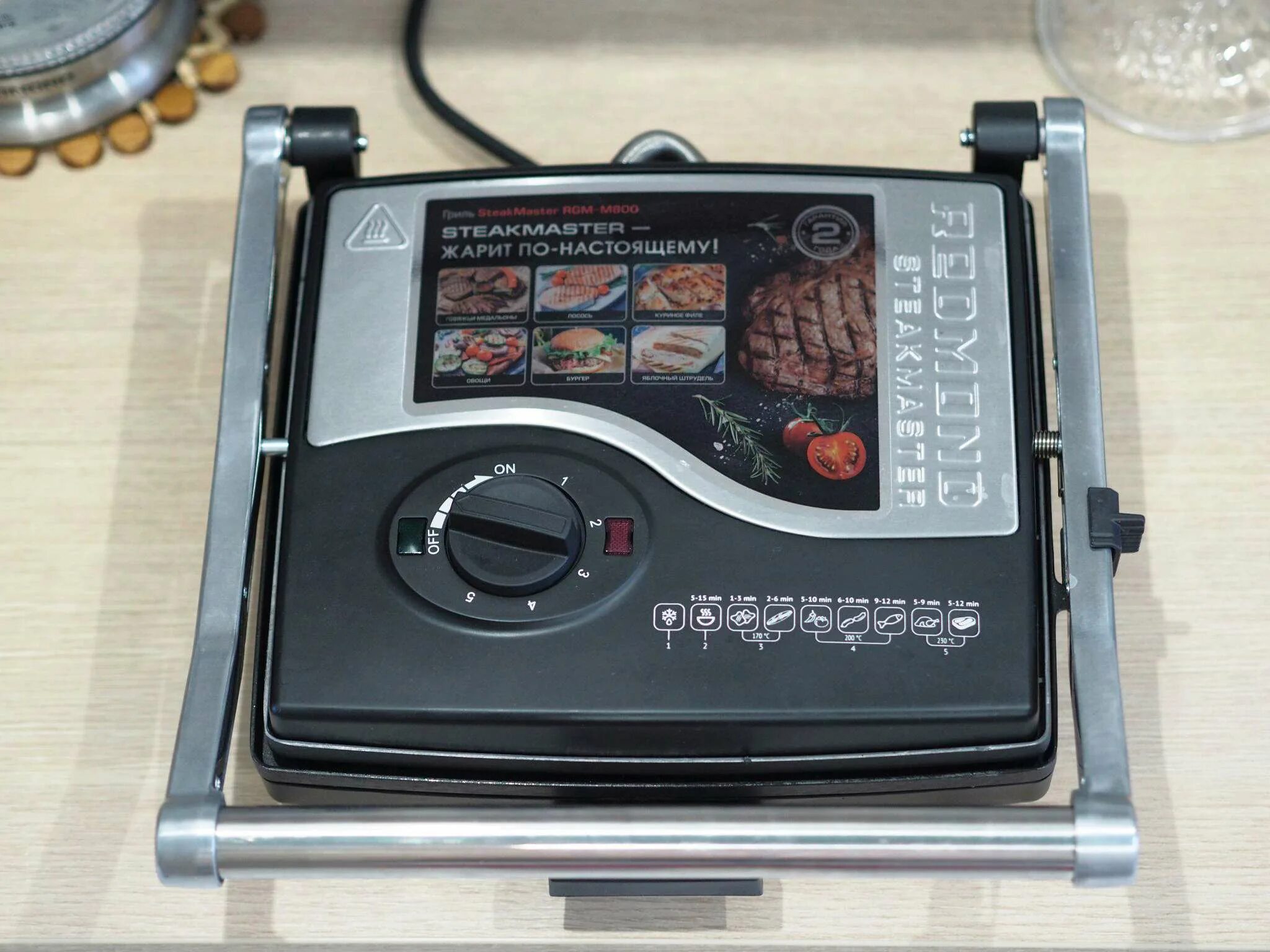 Redmond steakmaster rgm-m817d. Гриль rgm-m800. Электрогриль redmond steakmaster rgm-m800. Redmond steakmaster rgm-m800. Гриль redmond m800.