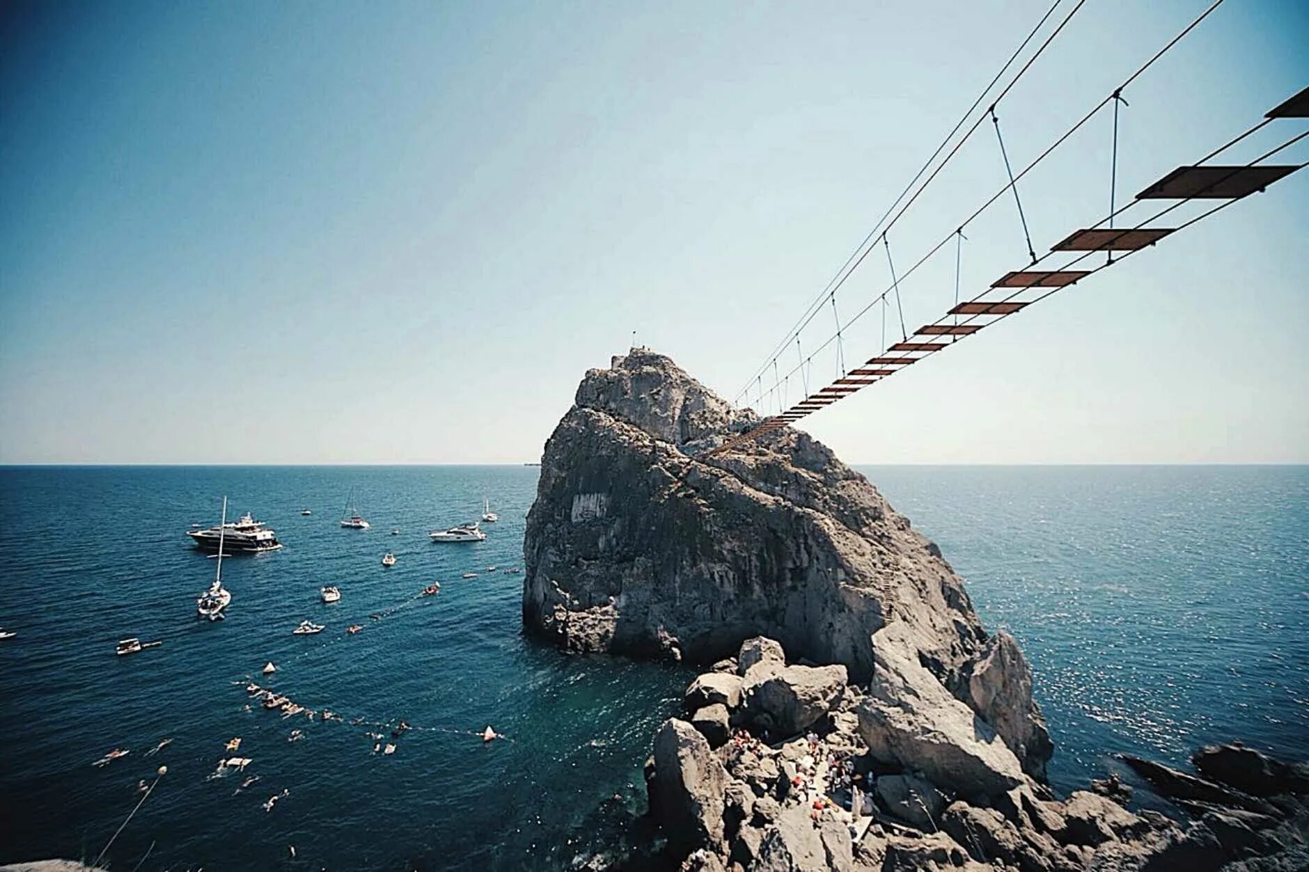 гора дива симеиз. скала дива. симеиз крым гора дива. симеиз крым гора дива. дива (скала) скалы крыма.