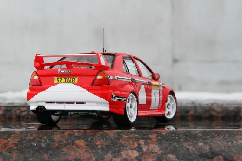 Mitsubishi 24. Mitsubishi Lancer Evolution 6 Monte Carlo Rally 2000 winner.