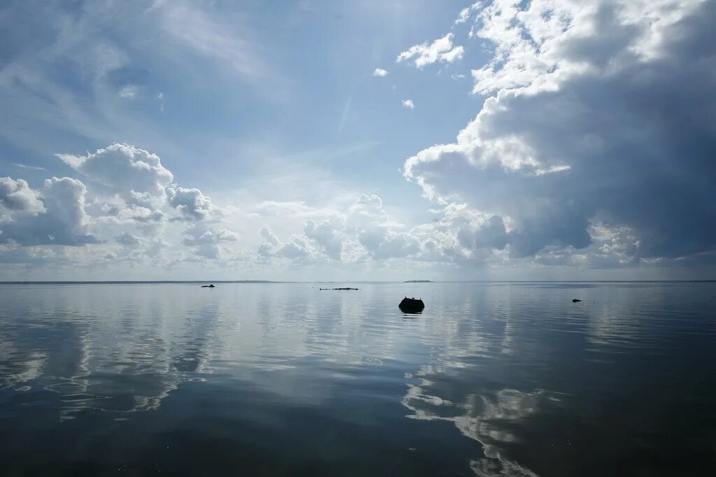 Рыбинское водохранилище Молога. Рыбинское водохранилище Молога под водой. Рыбинское водохранилище затопленный город. Рыбинское водохранилище затопленный город Молога.