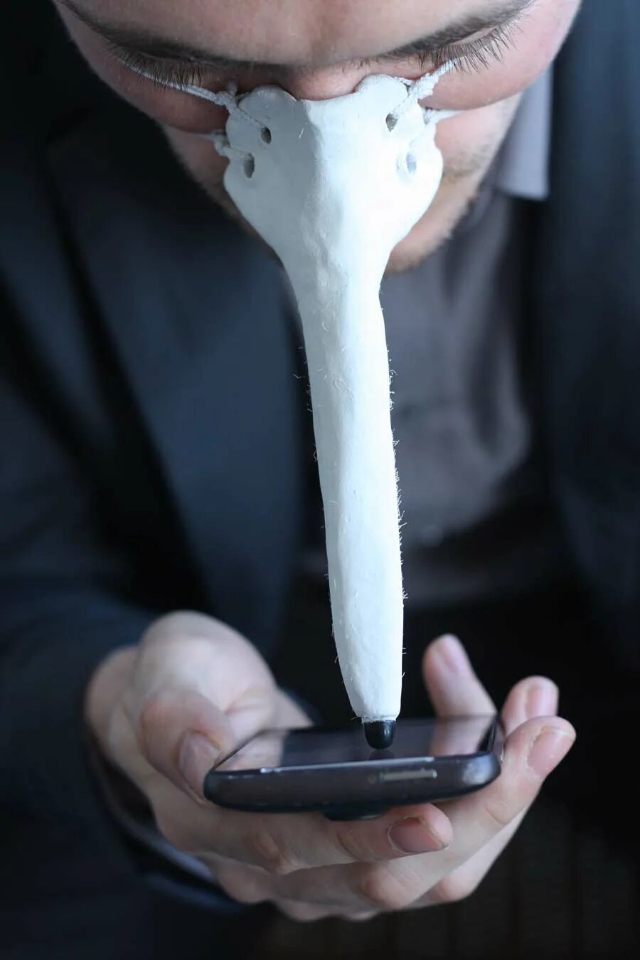 Самые странные предметы. Стилус finger-nose. странные изобретения. бесполезные странные вещи. смешные изобретения.