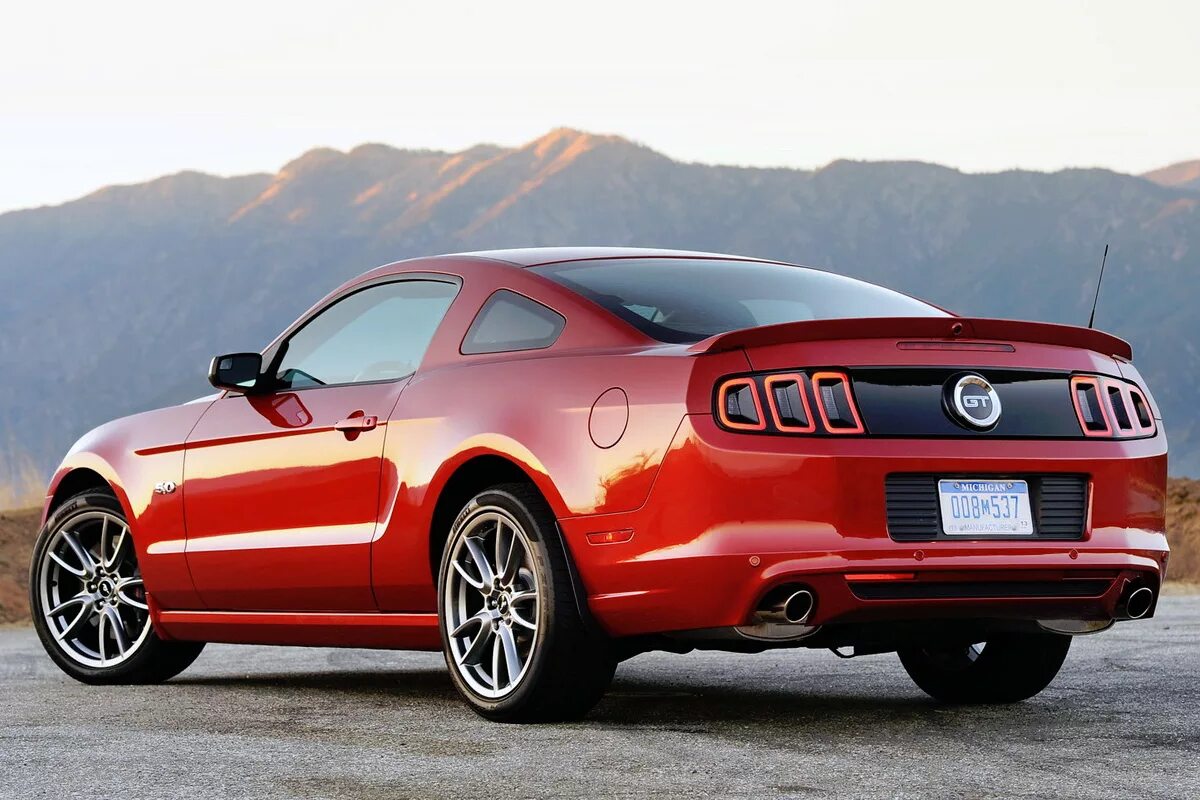 Ford mustang shelby gt500 2015. Ford mustang gt 2008. Додж челленджер хелкат. Ford mustang gt boss 302. Ford mustang gt 2007.