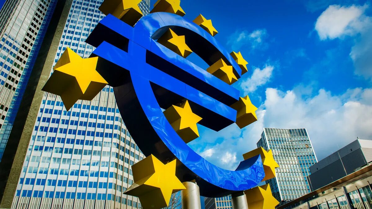 Капитал инвест логотип. Europe investment. Eif. Инвестиционный банк евросоюза. Инвестиционный банк евросоюза.