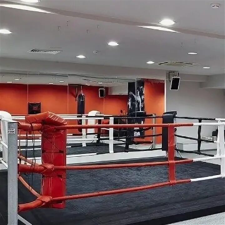 World class тушино. Ворлд класс лодочная. Спортзал world class москва. Лодочная 43 world class. Ворлд класс лодочная.