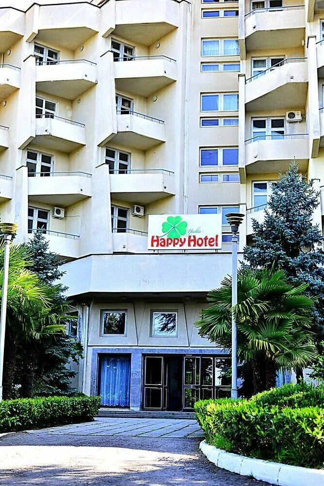 Ялта ул свердлова 34 хэппи. Пушка ялта. Улица свердлова 34 ялта. Хэппи ялта ул свердлова. Свердлова 13/2 ялта.