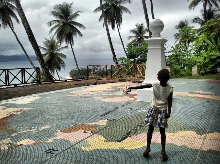 Tome e2c. Sao tome and principe люди. sao tome boys. иллюстрация принсипи. sao-tome and principe children sitting.