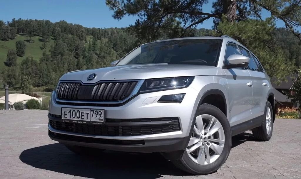 Лет кодиак. Skoda kodiak 2025. skoda kodiaq 2025. шкода kodiaq 2019. шкода кодиак 2019 комплектации.