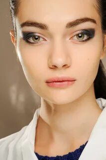 Soft makeup