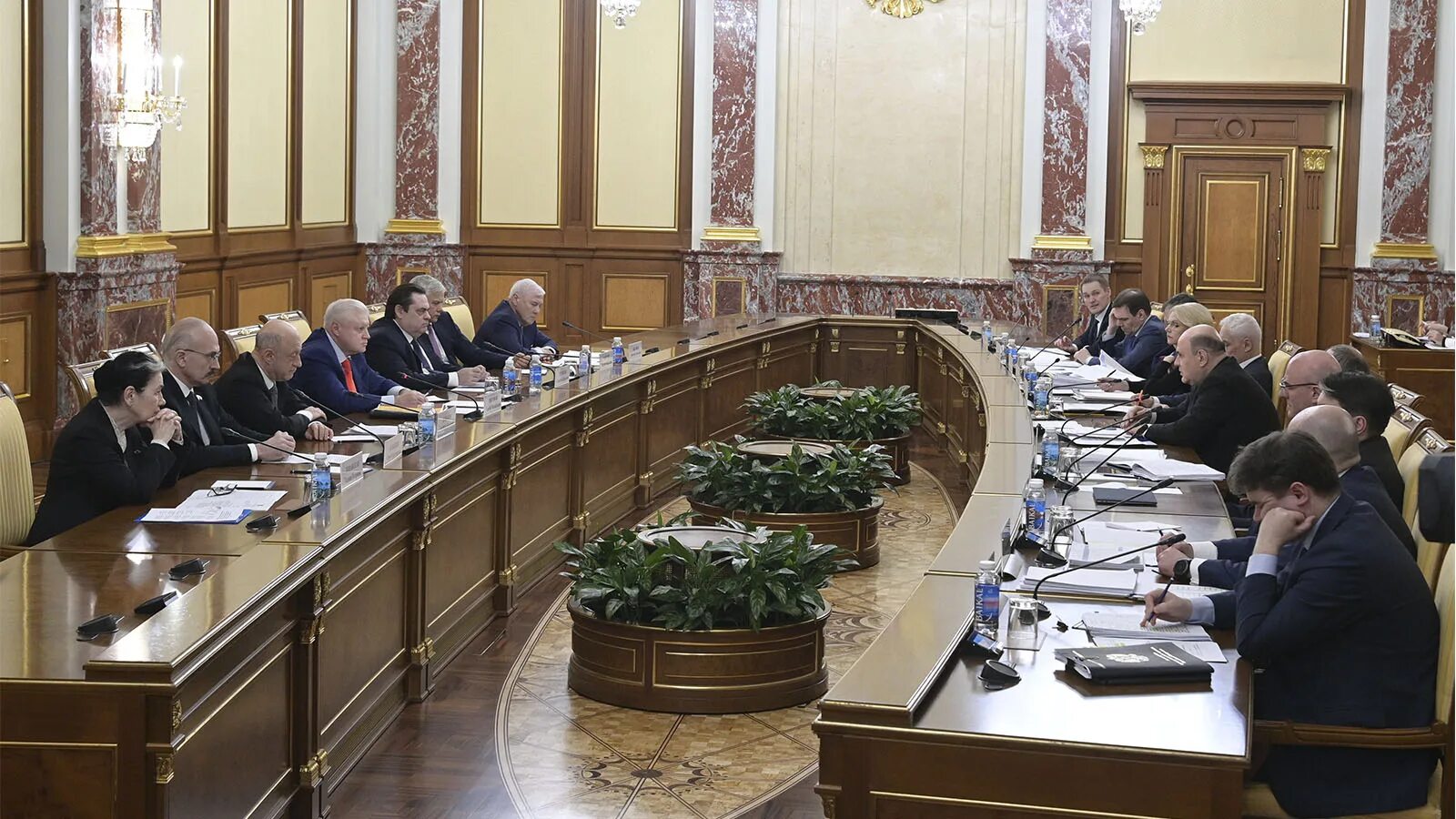 Переговоры депутатов