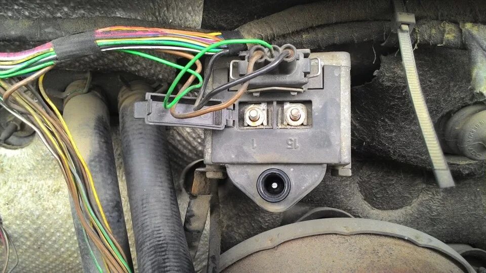Volkswagen Passat 1988-1996: KSUD check "Motronic 2.9" engine "AEK" car "Passat 