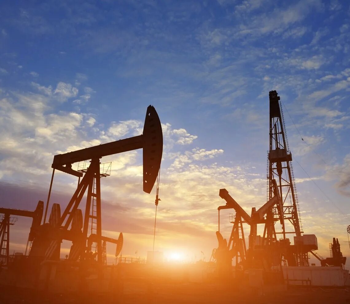 Материалы нефтяная промышленность. Шебелинка нпз. Добыча нефти и газа. Нефтехимический завод, ульсан, республика корея. Газ нефть промышленность.
