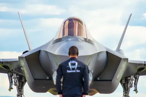Сколько самолетов f35
