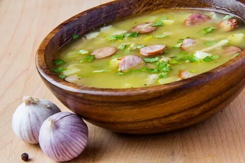 Гороховый суп с копченостями колбасой