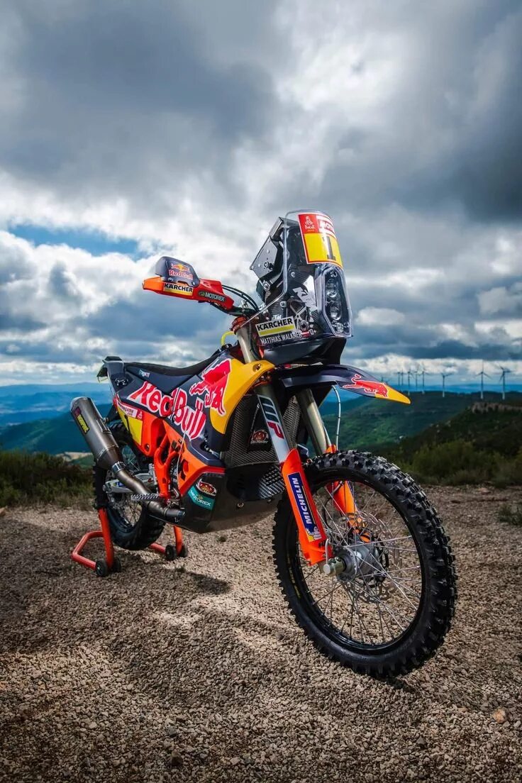 Эндуро байке. КТМ 690 мотокросс. КТМ 2023 эндуро. Эндуро Red bull. Мотоцикл KTM 640 Adventure.