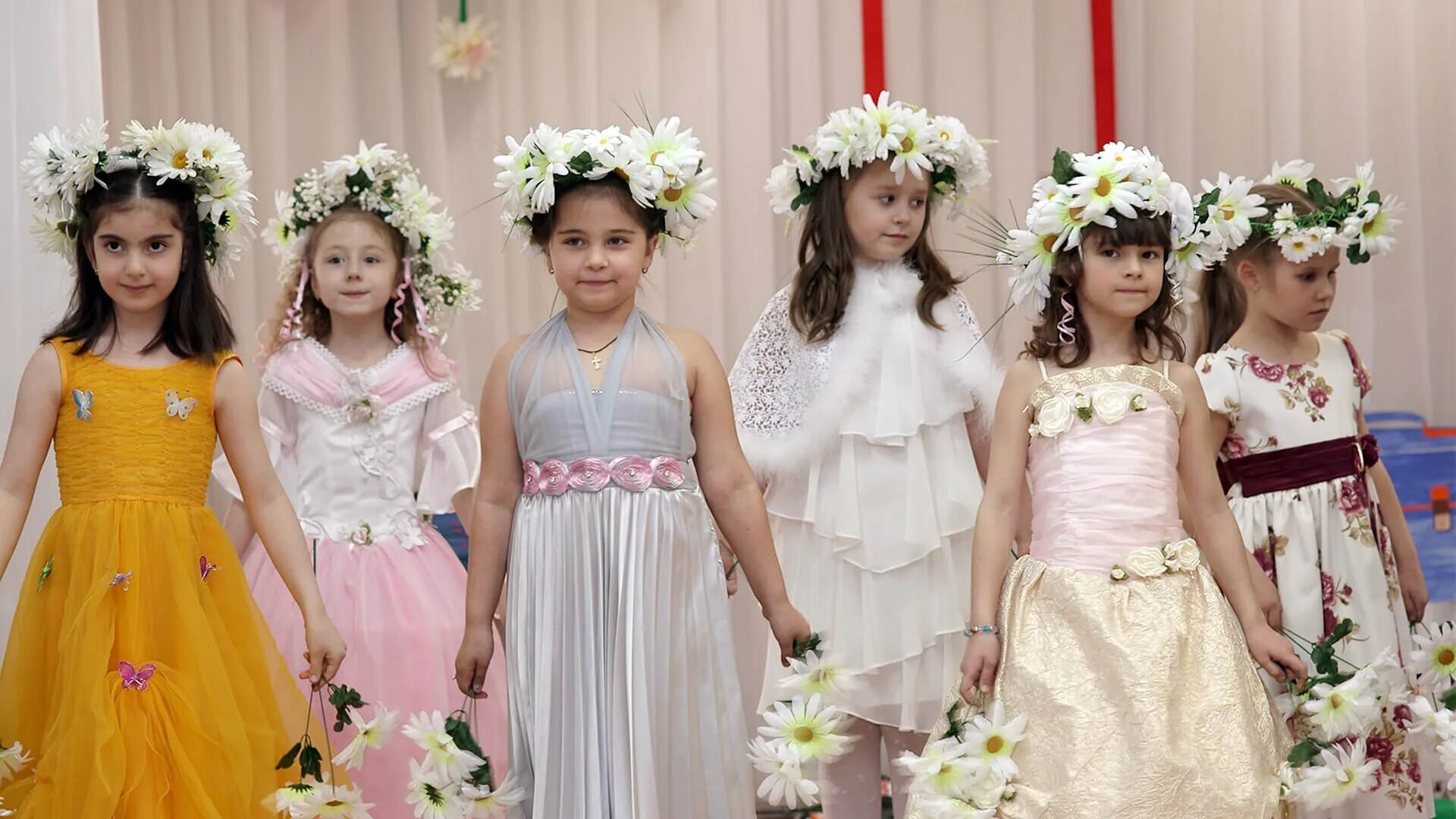 Выпускной в саду. Идеи для выпускного в детском саду. Выпускной видеьском саду. Выпускной в садике тематика. Выпускной в детском саду в стиле.
