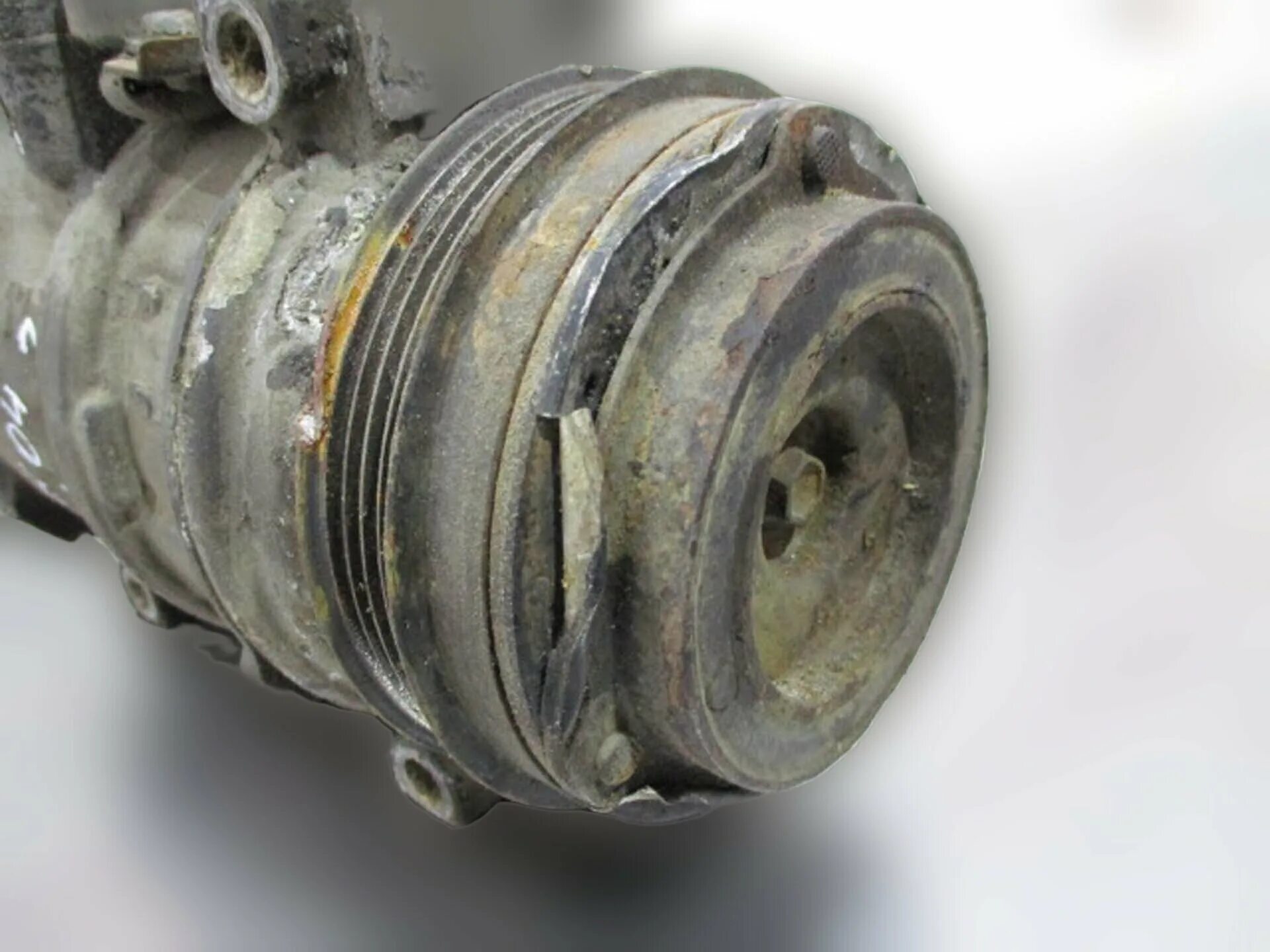 трубка компрессора ивеко стралис курсор 10. компрессор ивеко стралис 2х цилиндровый вабко. 025. компрессор ивеко евротех курсор 10. компрессор ивеко курсор 10.