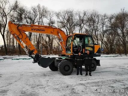 Экскаватор хундай 140