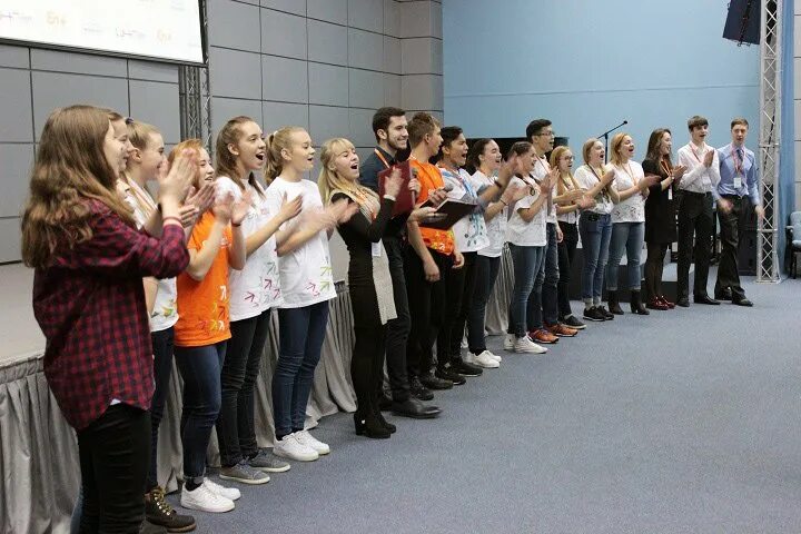 Сибирская школа омск. Сибирская школа нового поколения Омск. Siberian New Millennium School Омск. Сибирская школа нового поколения Омск Туполева. Сибирская школа нового поколения Миллениум.