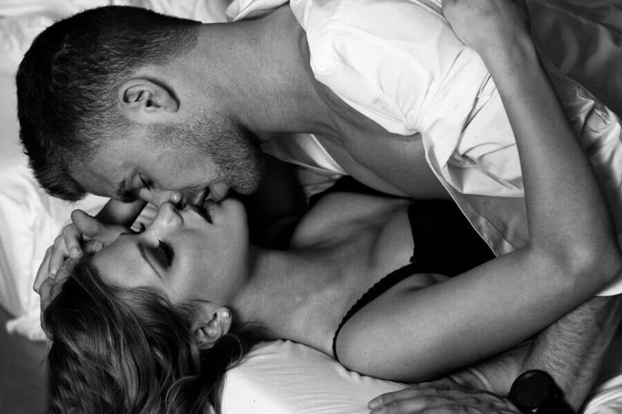 В объятиях страсть читать. Красивая страсть. Поцелуй нежности и страсти. Страстные объятия. Ласки мужчины и женщины.