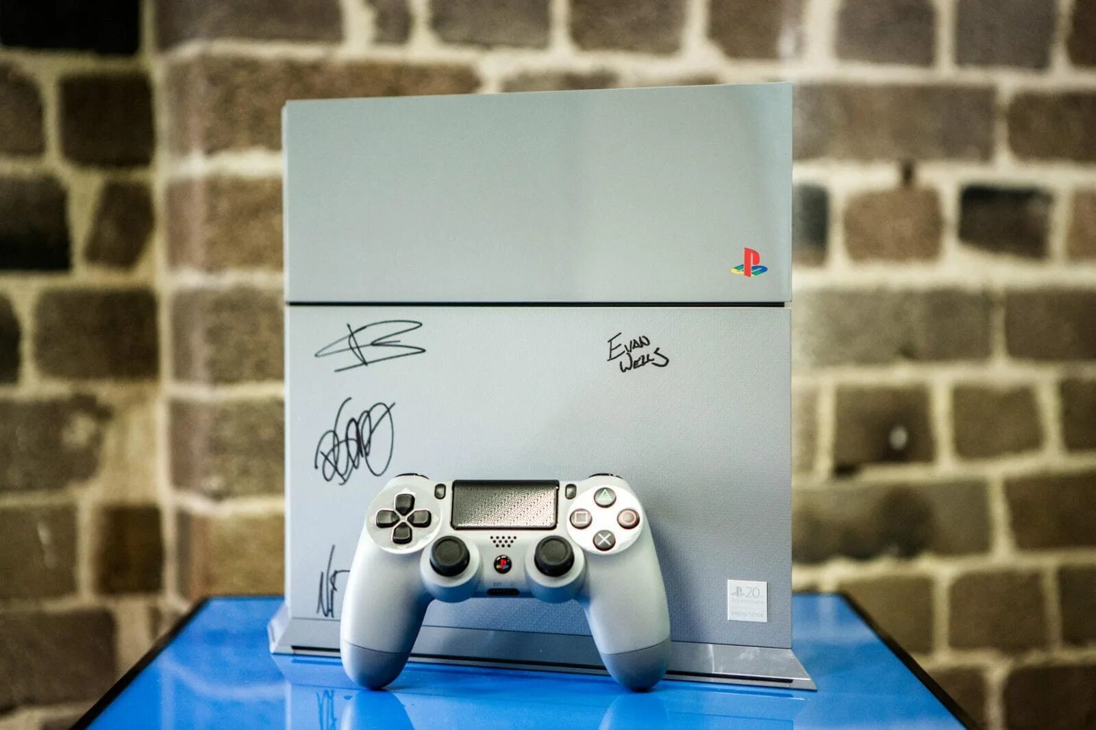 Sony PLAYSTATION 4 20th Anniversary. Sony PLAYSTATION 4 - 20th Anniversary Editio. Ps4 20 Anniversary Edition. Ps4 Pro Anniversary Edition. Ps4 playstation edition