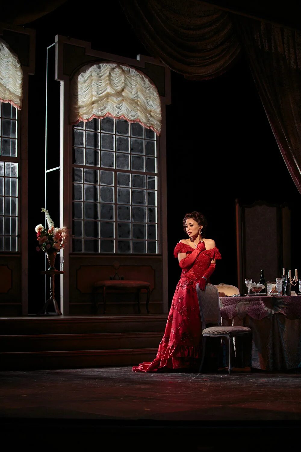 La Traviata опера. Травиата Верди. Джузеппе Верди "Травиата". Верди Травиата в большом театре.