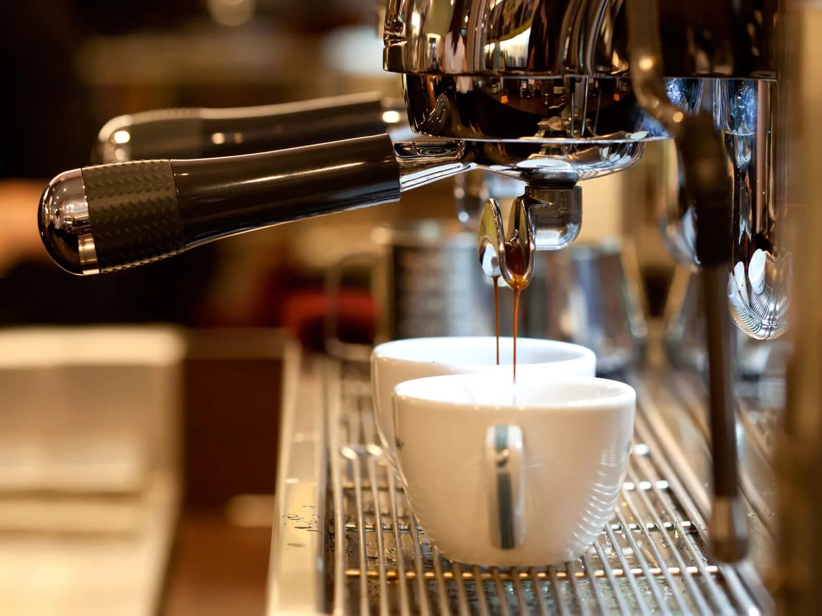 Coffee Machine кофейня. Кофемашина и кофе. Кофемашина для кофейни. Кофемашина эспрессо.
