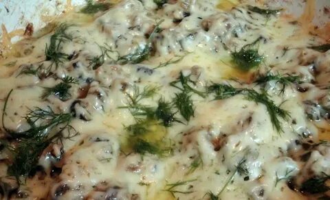 Баклажаны со сметаной и чесноком на сковороде