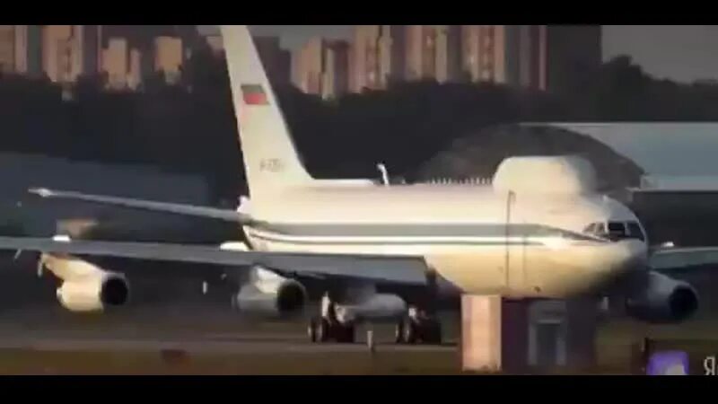 Подняли самолет судного дня. Ил-80 самолёт судного дня. ил-80 самолёт судного дня внутри. самолёт судного дня таганрог. самолёт судного дня россии обокрали.