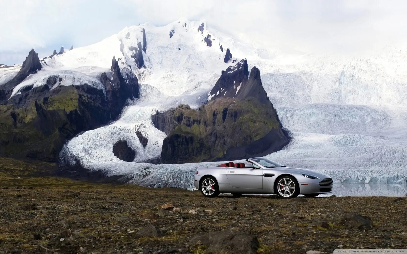 Car s outside. Машина в горах. Машина на фоне гор. Машина на горе. Машина на фоне природы.
