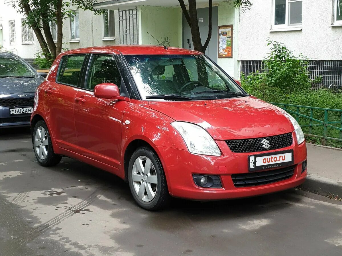 Купить сузуки недорого. Сузуки Свифт 2007. Сузуки Свифт 1.3 2007. Suzuki Swift 1.3 Hatchback. Судзуки Свифт 2007 года.