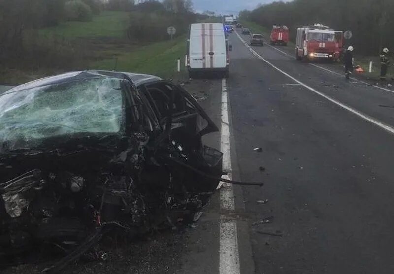 Дтп череповецкий район. Дтп на трассе череповец новая ладога вчера. Дтп череповец вконтакте. Дтп вологда череповец. Авария на трассе а114 сегодня.