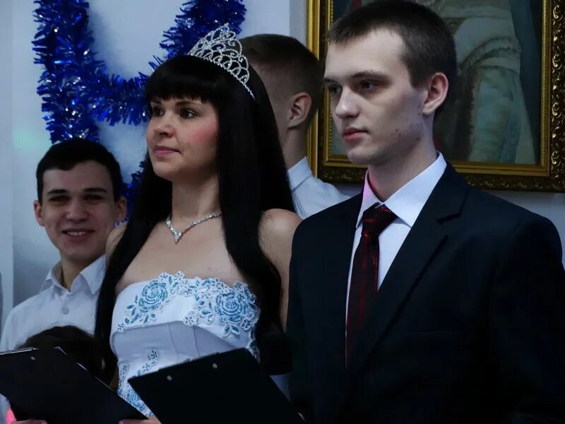 гимназия во имя святых царственных