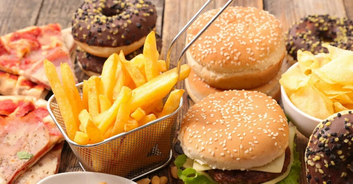 Западная диета. Fast food disadvantages. Advantages and disadvantages of fast food. После сладкого соленое