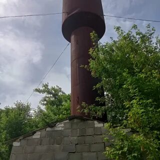 Ржавая водонапорная башня