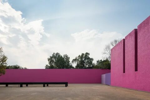 Dwell visits Casa Gilardi and Cuadra San Cristóbal in Mexico to learn what ...