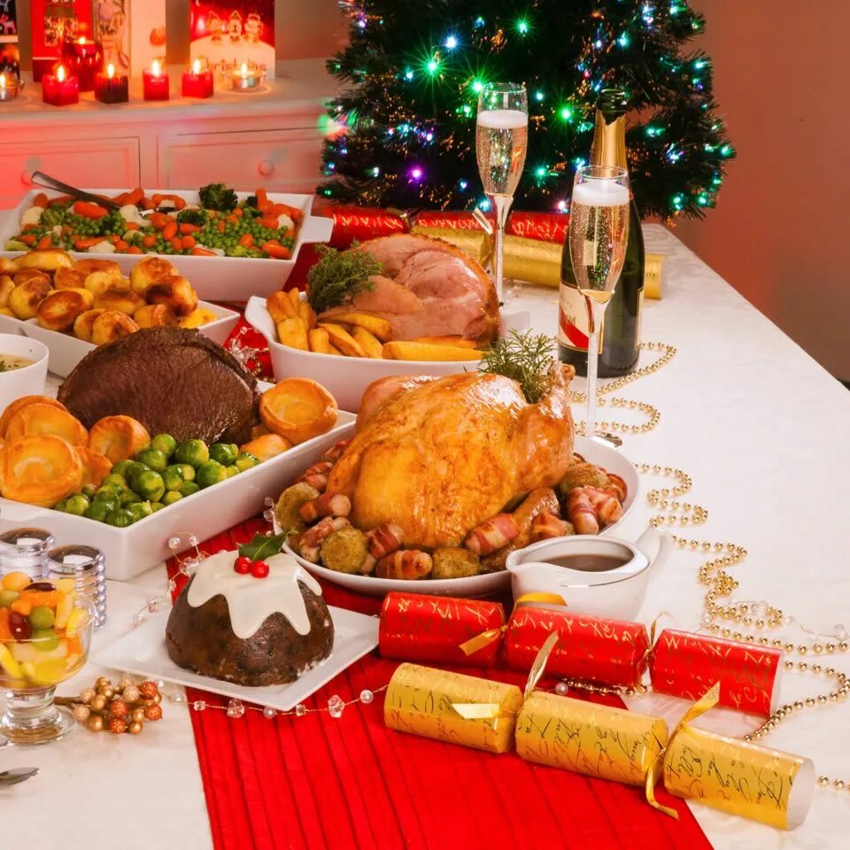Рождественский стол. Еда на новый год. Рождественский стол в Англии. Новогодний и праздничный стол.