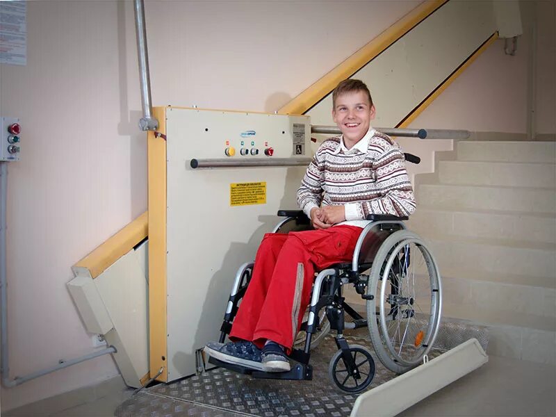 ИНВАПРОМ подъемники для инвалидов. ИНВАПРОМ а300 подъемник для инвалидов. Платформа подъемная ИНВАЛИФТ. Доступная среда для инвалидов колясочников.